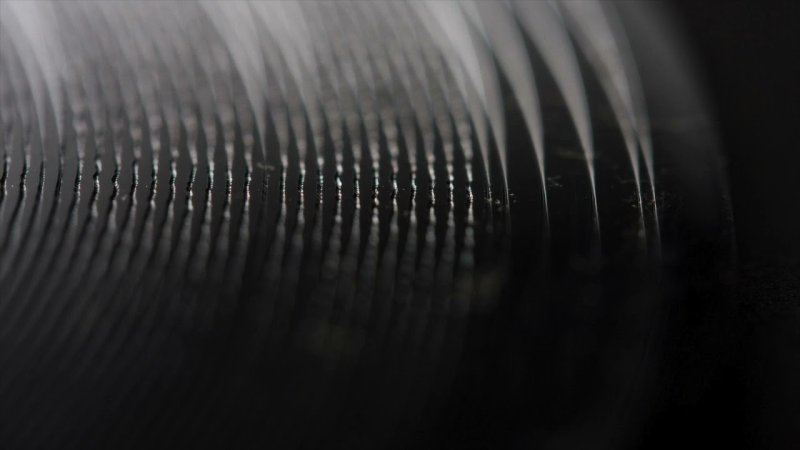 Дорожки на виниловой пластинке