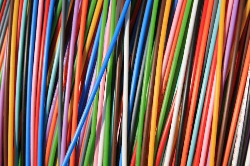 Разноцветные провода