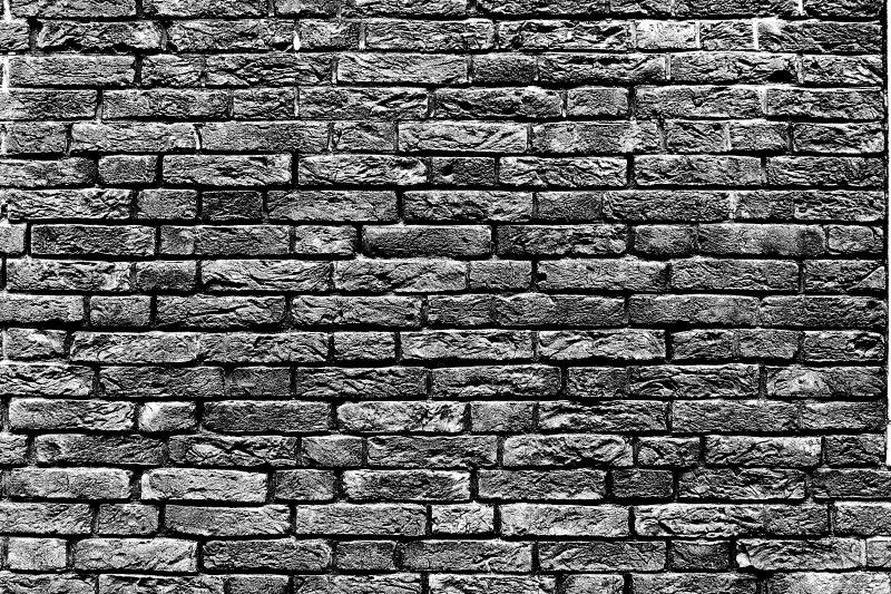 Серая кирпичная стена