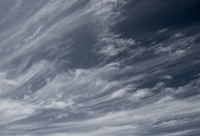 Серое небо