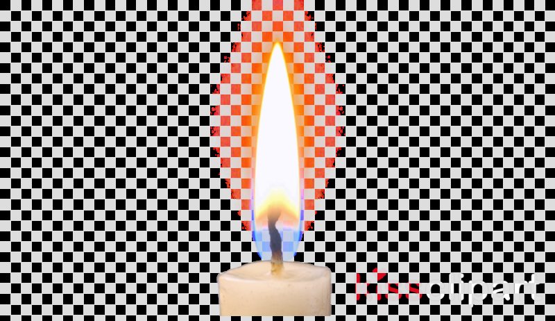 Огонек свечи на прозрачном фоне