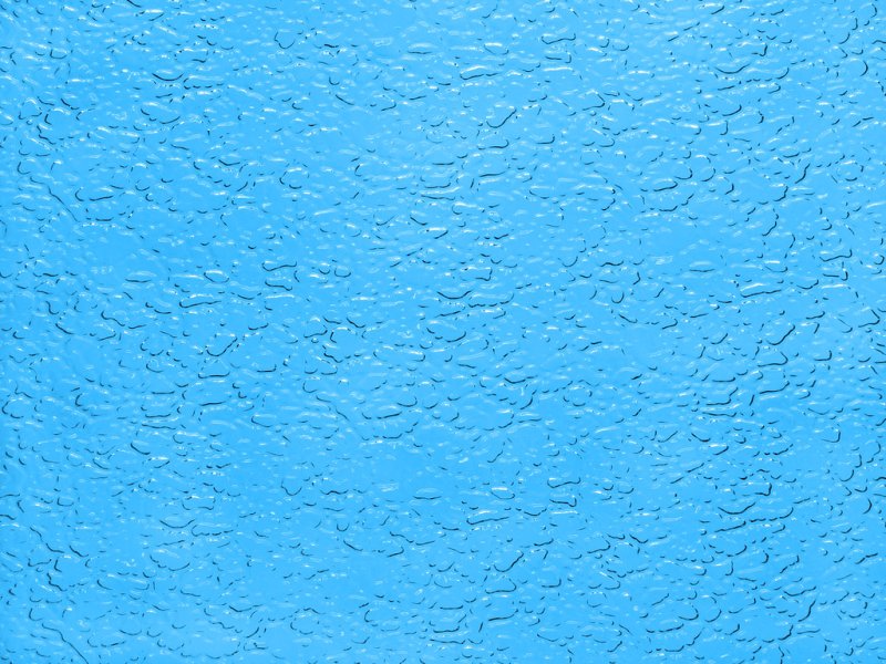 Прозрачное синее стекло