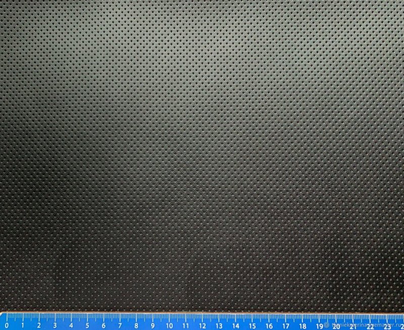 Чёрная кожа с перфорацией текстура