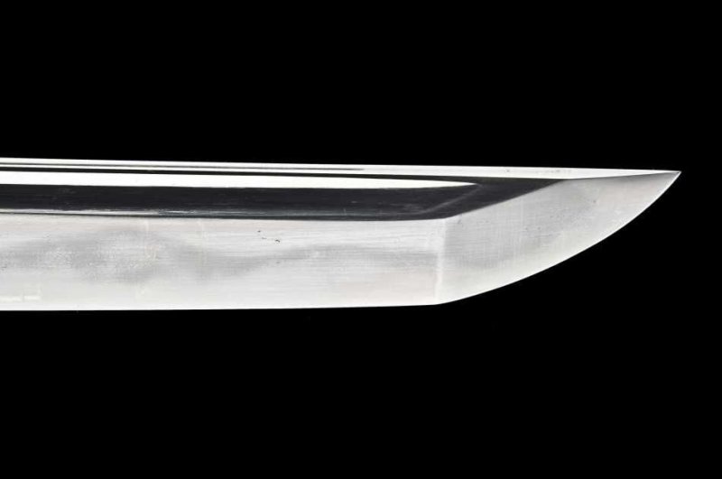 Стальное лезвие