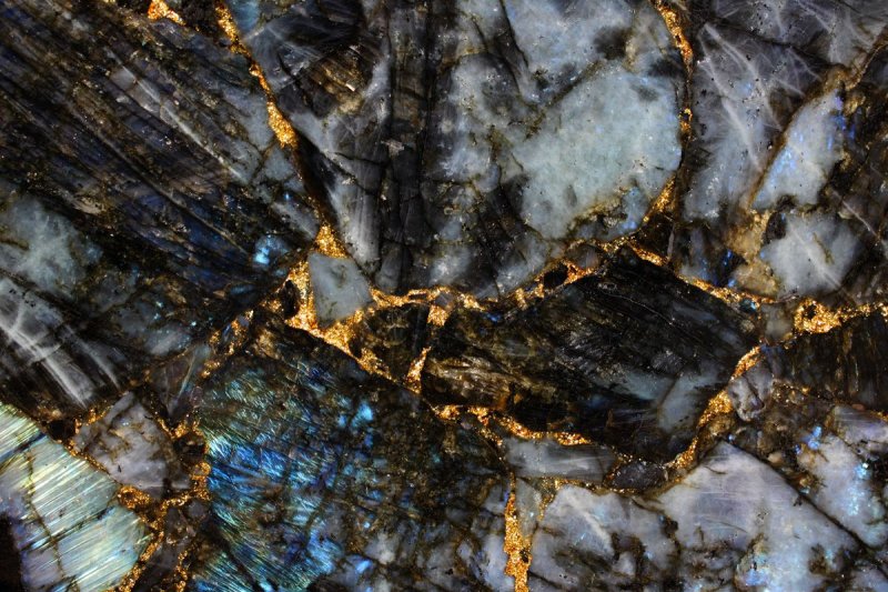 Лабрадорит precious Gold