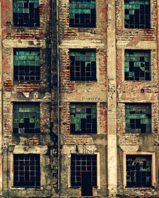 Стена здания