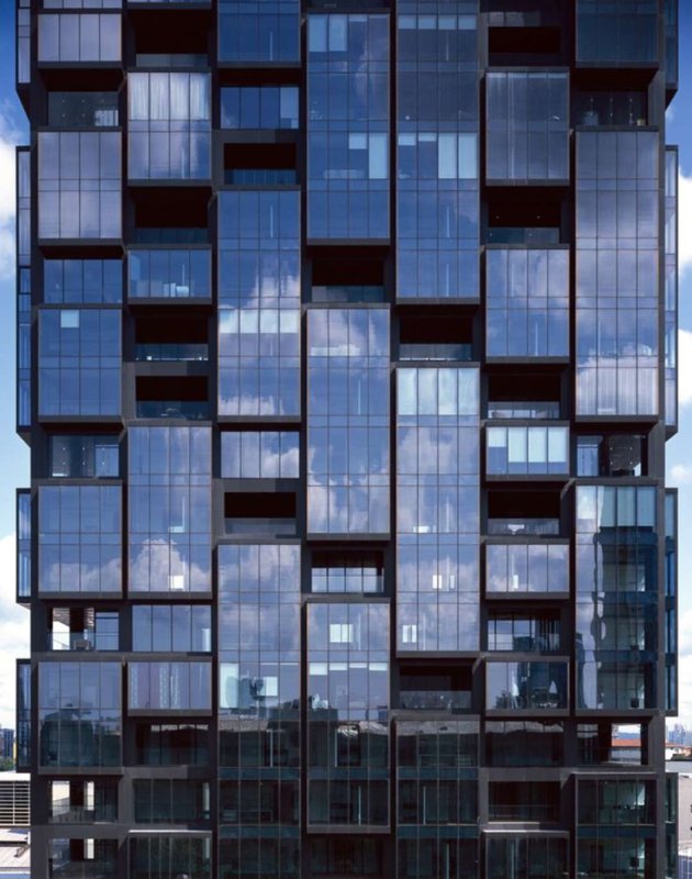 Высотные стеклянные здания