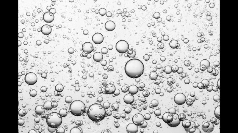 Пузыри на белом фоне