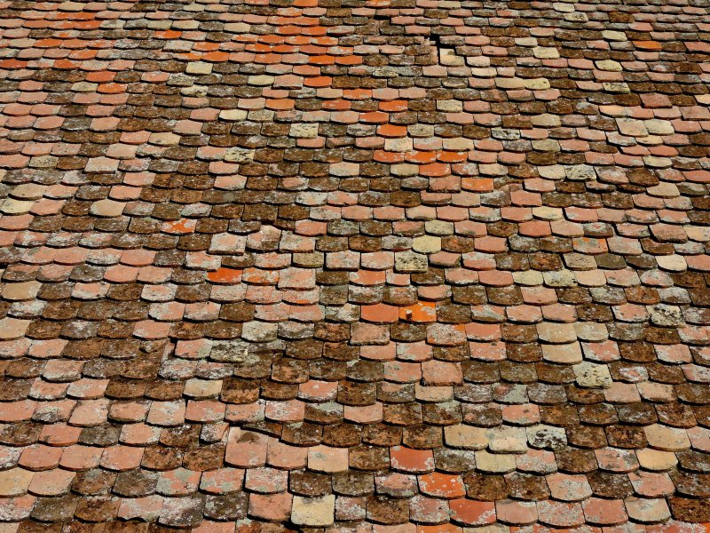 Старая черепица