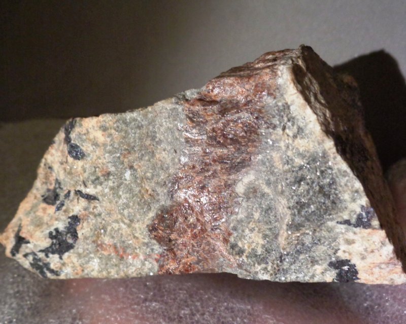 Кварц мусковит грейзен