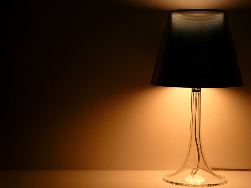 Торшер черный