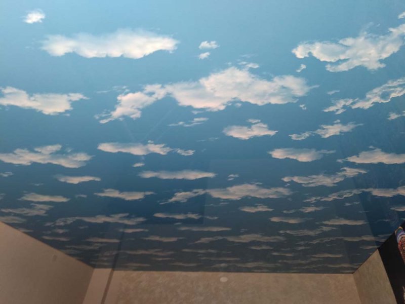 Натяжной потолок облака