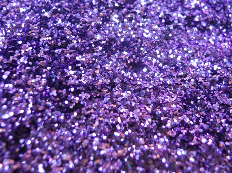 Сиреневые блестки
