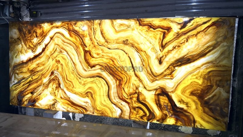 Оникс камень слэбы