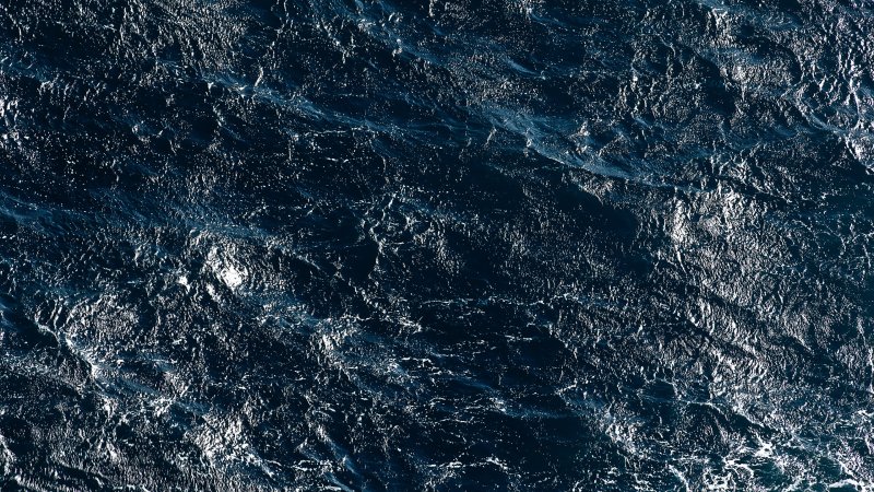 Вода сверху