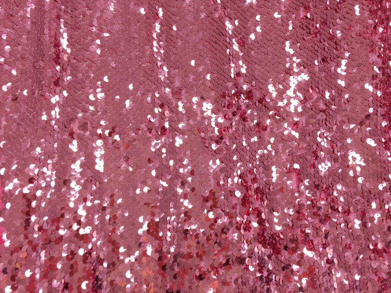 Розовые пайетки ткань