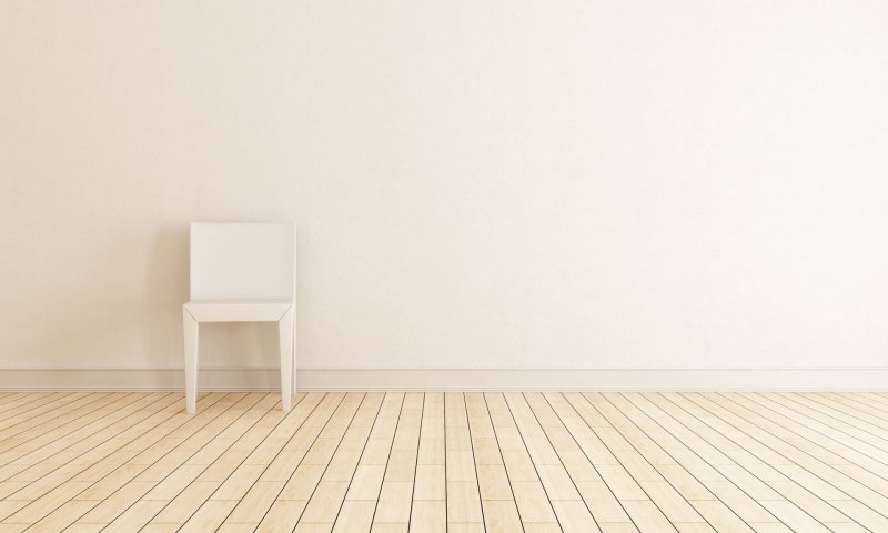 Белая стена