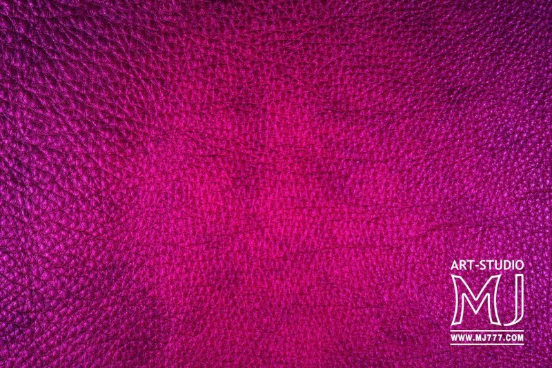 Малиновая кожа