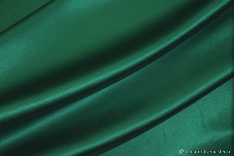 Изумрудный атлас ткань