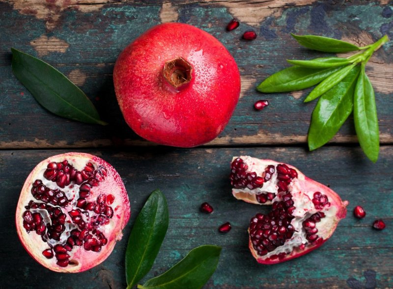 Гранат Pomegranate