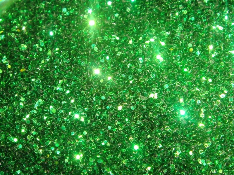 Зеленые блестки