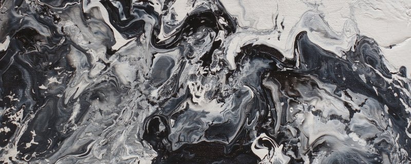 Черные разводы