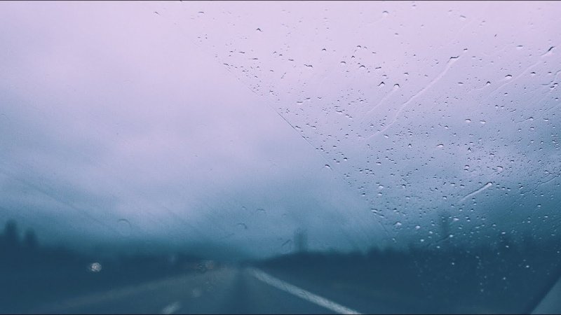 Мокрое лобовое стекло