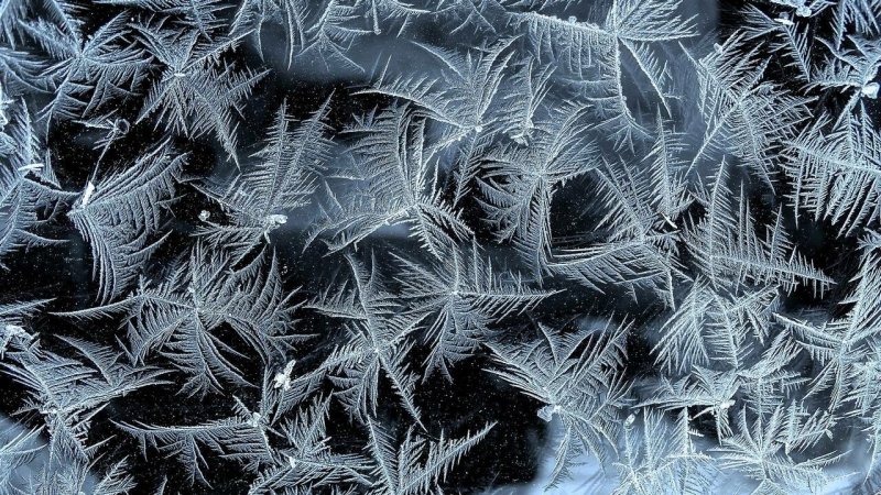 Замерзшее стекло