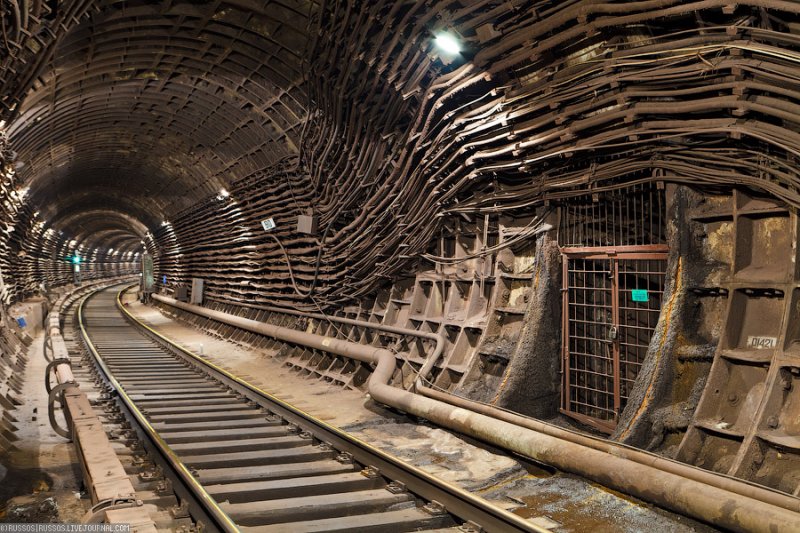 Подземная станция