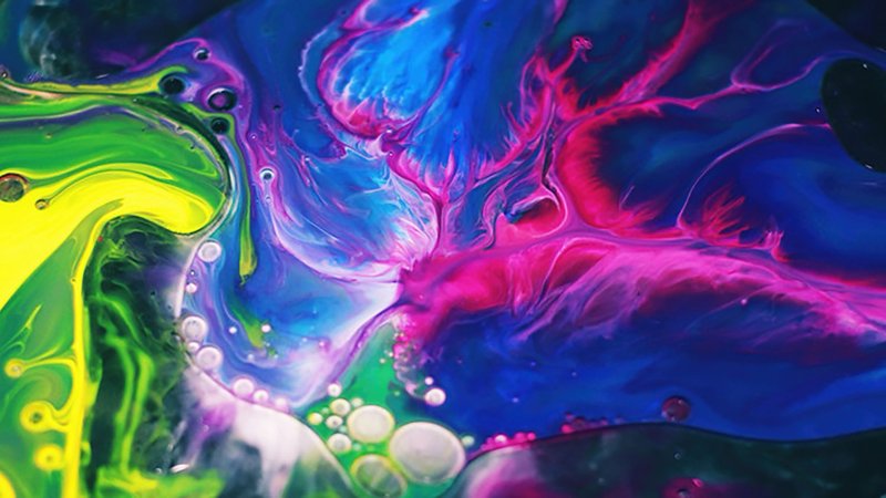 Яркие краски