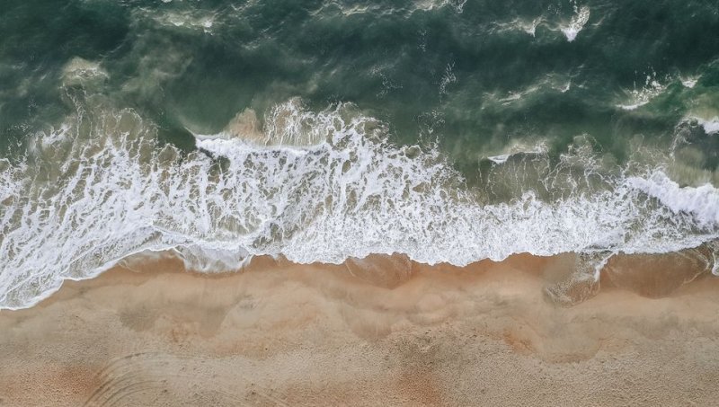 Пляж волна