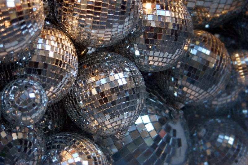 Зеркальные шары