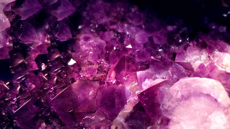 Фиалковый аметист