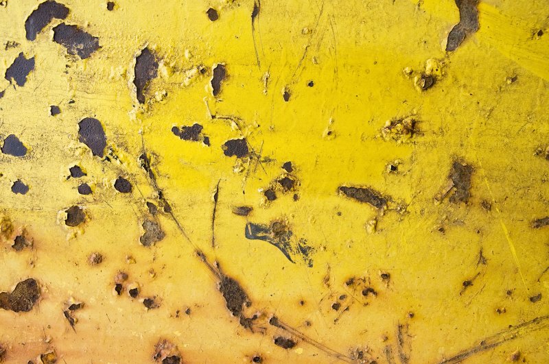Желтый Ржавый металл