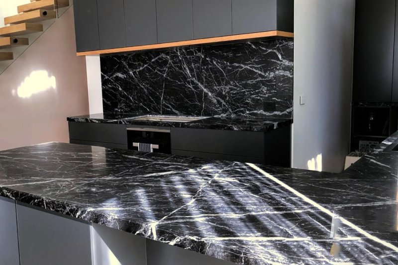 Мрамор Блэк Маркина (Black Marquina)