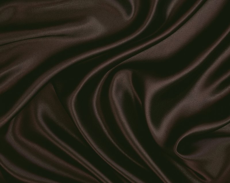 Коричневый шелк