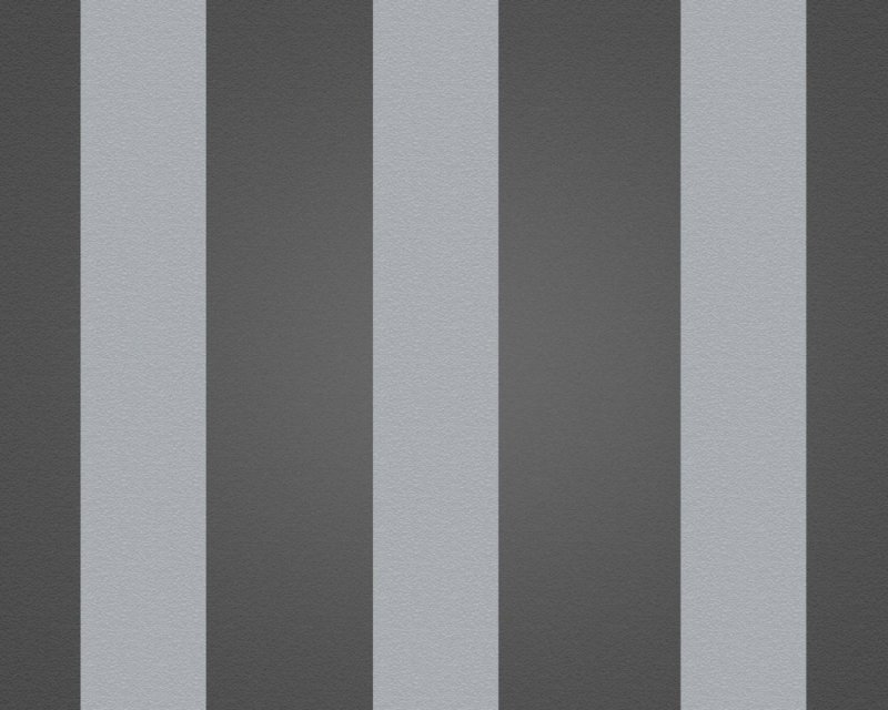 Полосатые обои