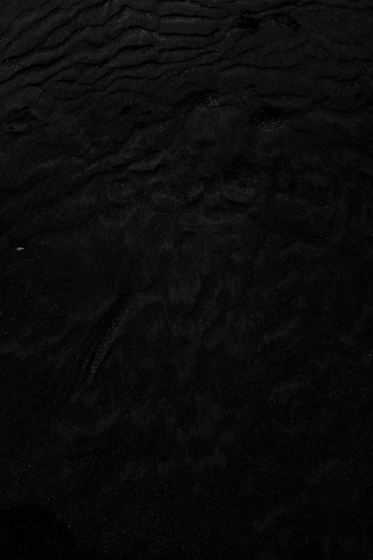 Черный фактурный фон