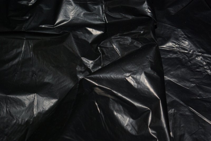Черный целлофан
