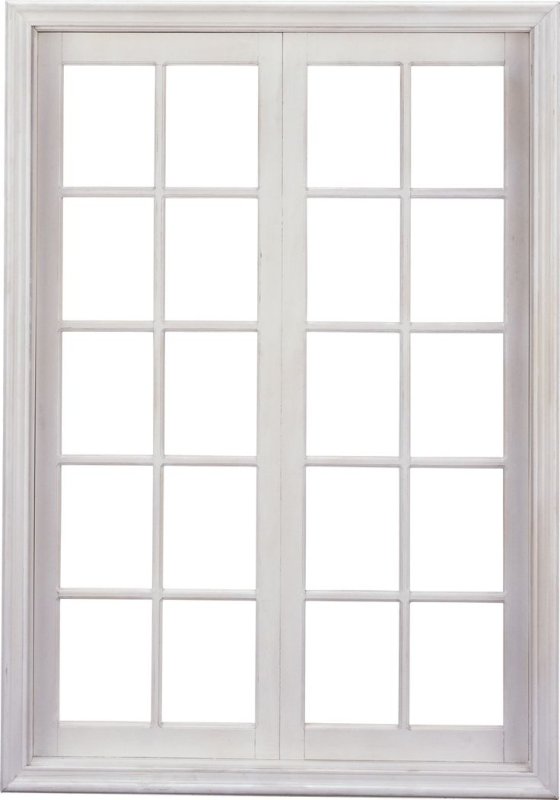 Окно с белой рамой