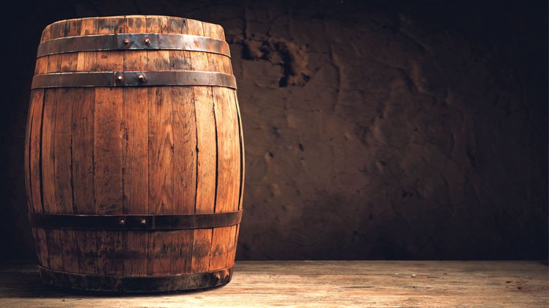 Деревянная бочка