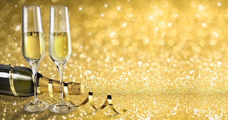 Бокалы с шампанским