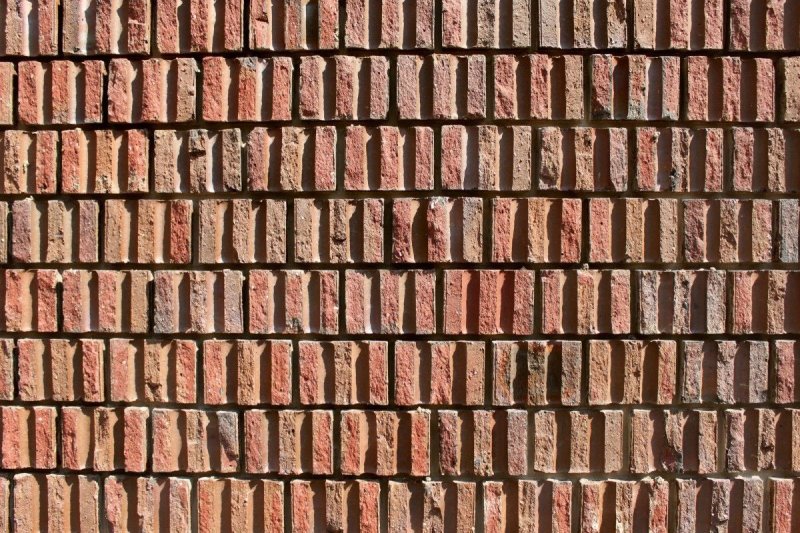 Кирпич вертикальный