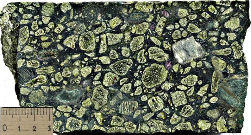 Кимберлит брекчия