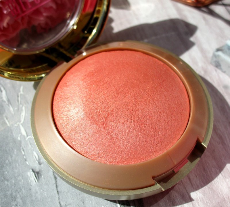 Румяна Note 01