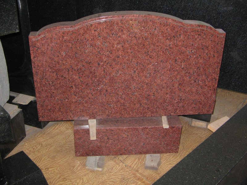 Лезниковский гранит (Maple Red)