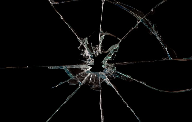 Эффект разбитого стекла