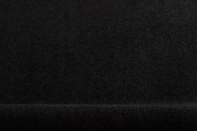 Черный ковролин