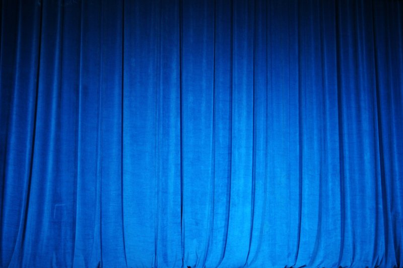 Синий занавес