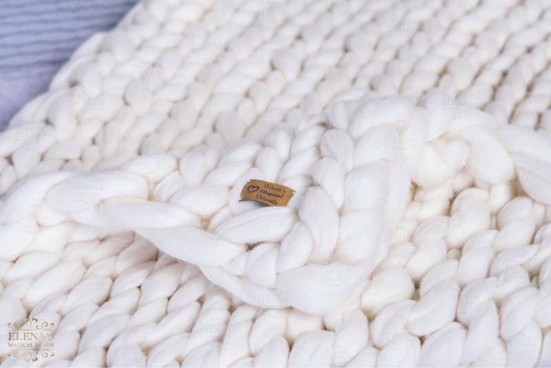 Плед крупной вязки белый